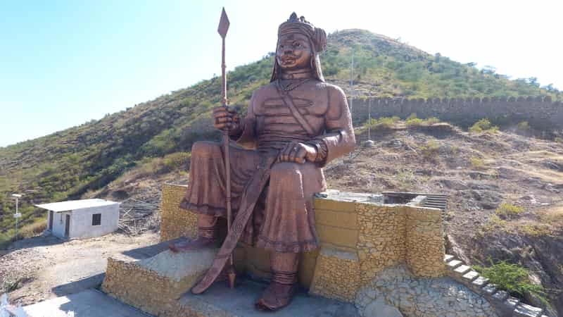 Statue of Maharana Pratap at the Centre