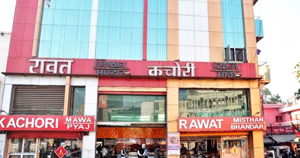 Rawat Pyaz ki Kachori Jaipur