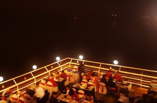 The Bridge - Floatel in Kolkata The Bridge - Floatel in Kolkata
