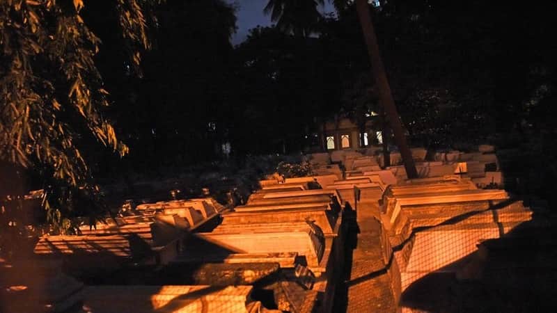Ghost tours are conducted by experts