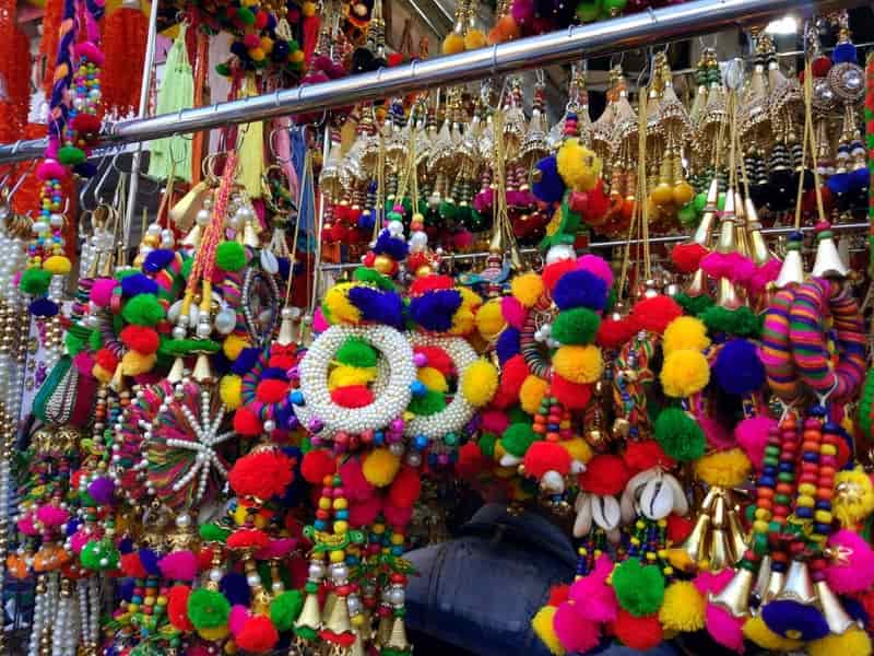 Lokhandwala Market is a must visit for stylish wear
