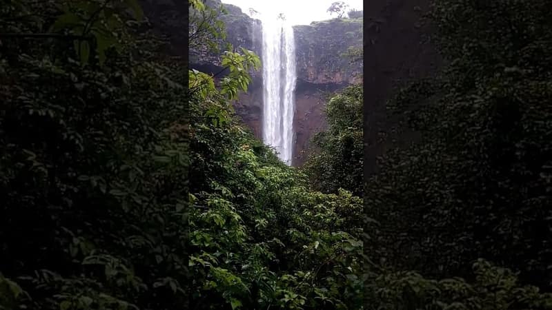 Sada Waterfalls