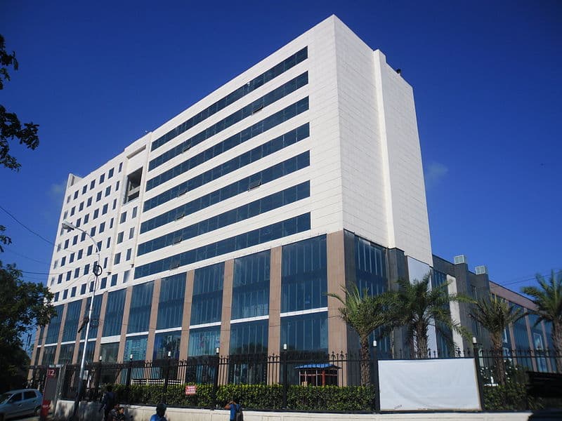 External View of the Express Mall