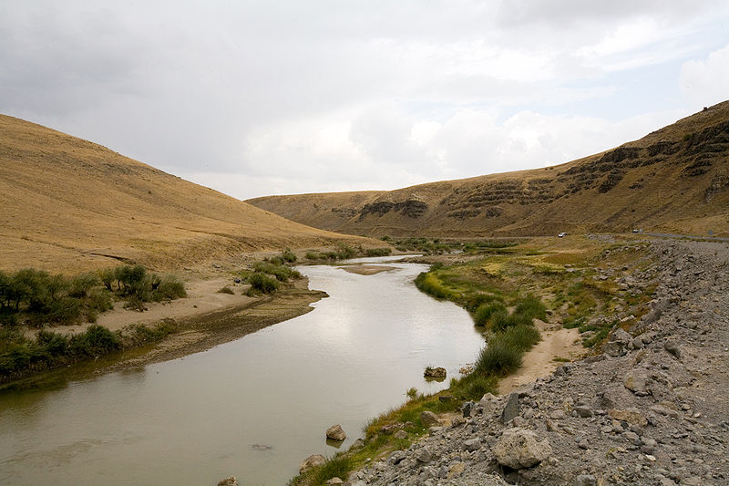 The Murat River