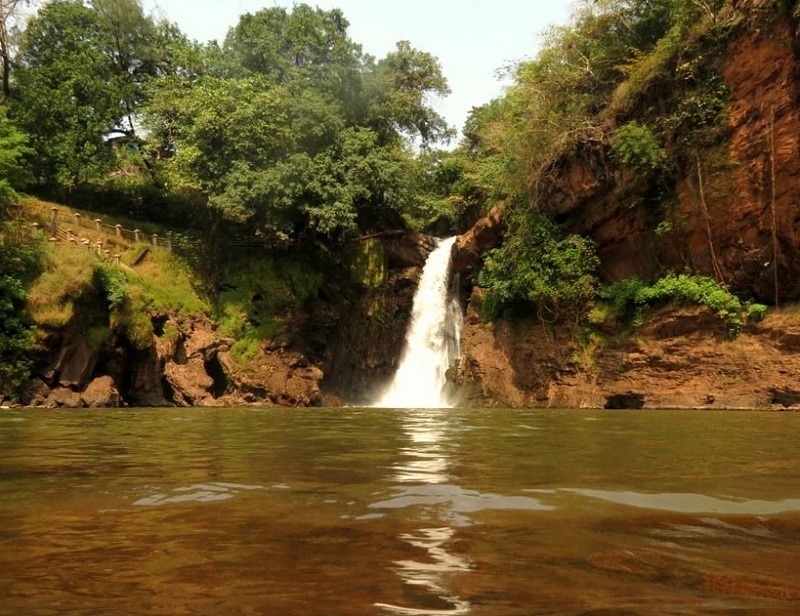 Arvalam Waterfalls