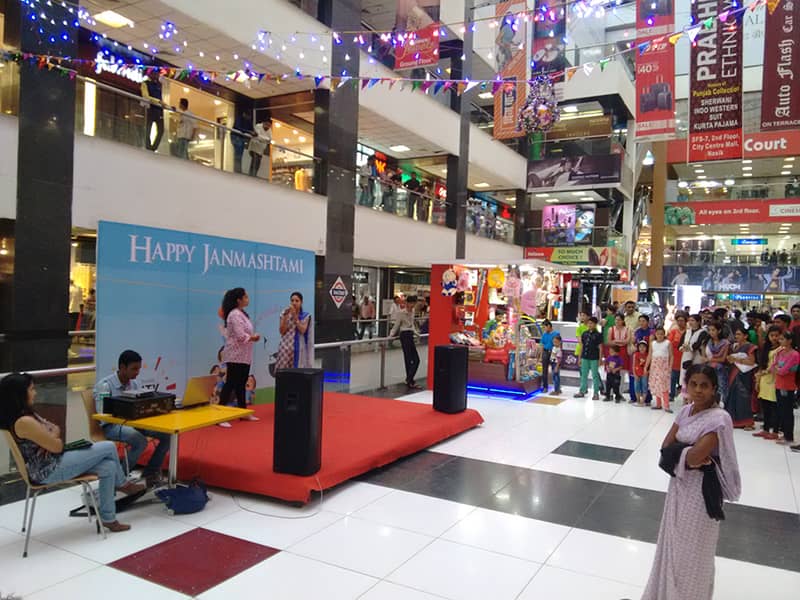 Enjoy the Experience of Shopping at a Mall