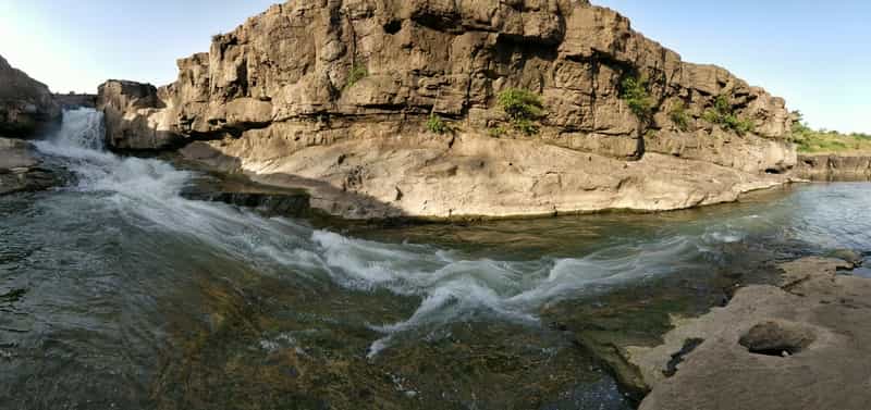 Panoramic Picture of the Waterfalls at Someshwar