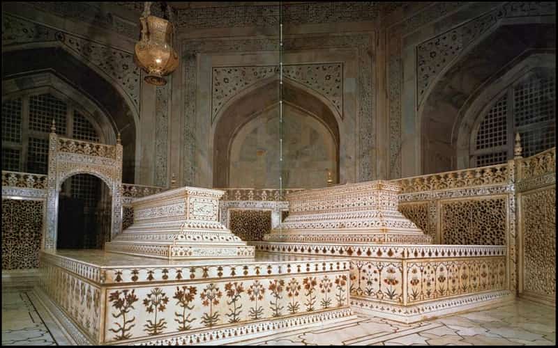 Mumtaz Mahal Tomb in the Taj Mahal