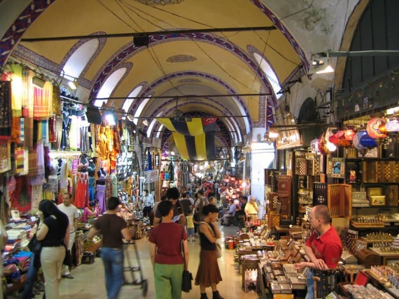 15 Shopping Places in Hyderabad, Places to Shop in Hyderabad
