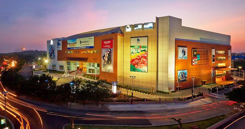 15 Shopping Places in Hyderabad, Places to Shop in Hyderabad