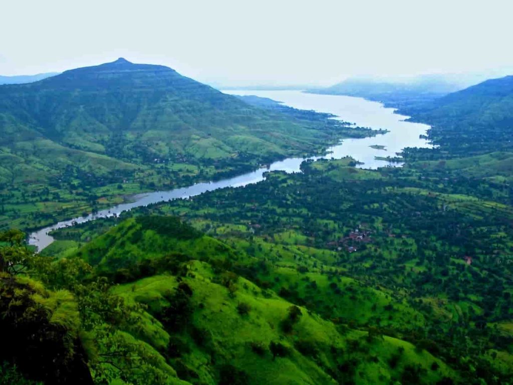Mahabaleshwar Valley, Maharashtra, best weekend getaway from Mumbai