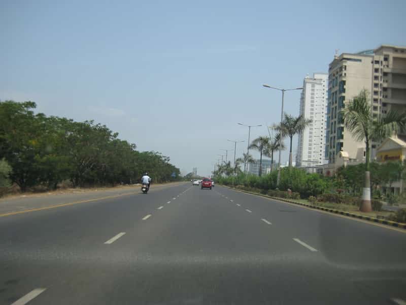 The Palm Beach Road as seen through the lens of a traveller