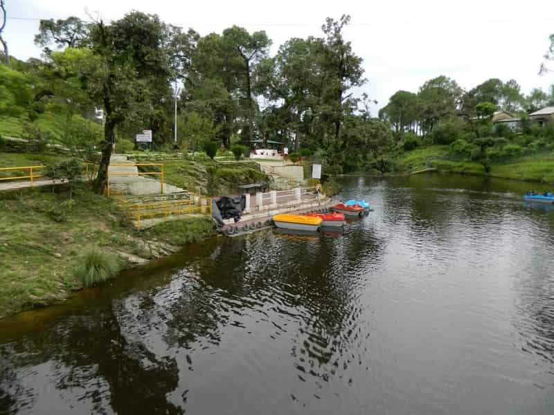 Enjoy a boat ride as you soak in the scenic views of the Bhulla Lake