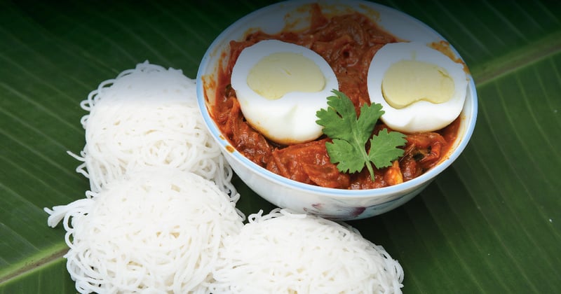 Idiyappam with Egg Curry
