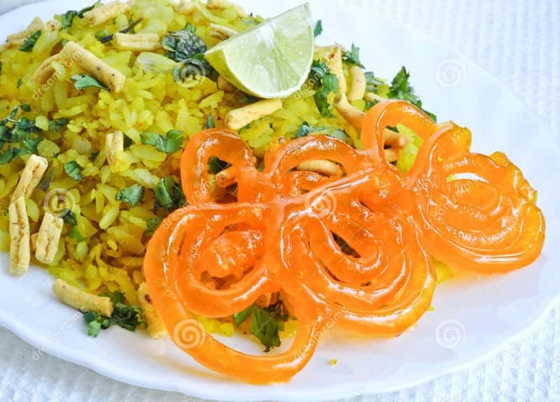 14 Street Foods In Indore | Best Street Foods In Indore | Treebo Blogs