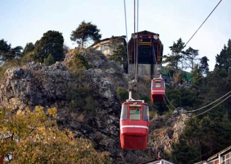 The ropeway leading up to gun hill