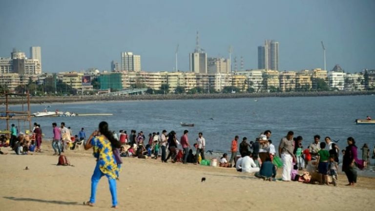 Places To Hangout With Friends In Mumbai