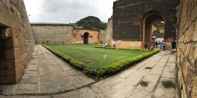 Bangalore Fort, Bangalore