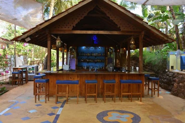 16 Best Bars in Goa Popular Goa Bars for Friends to Hangout Treebo
