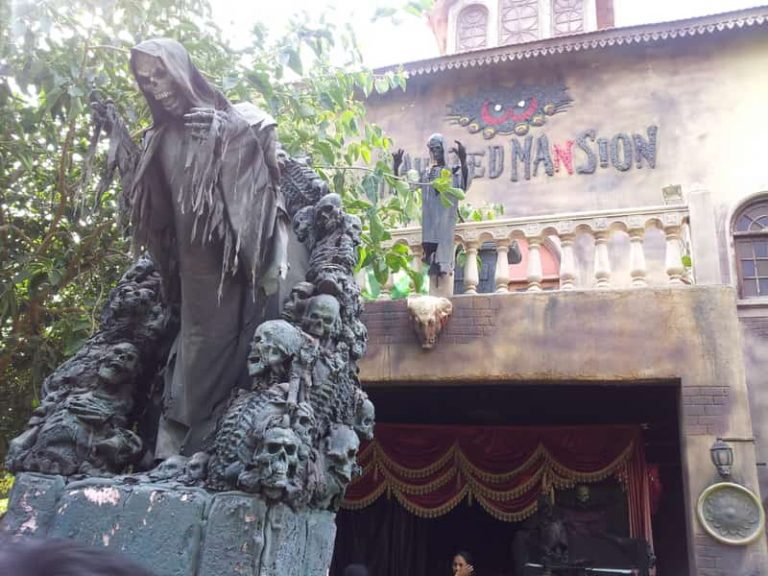 Halloween Horror Nights 2024 Haunted Houses In Bangalore Pammi Barbette