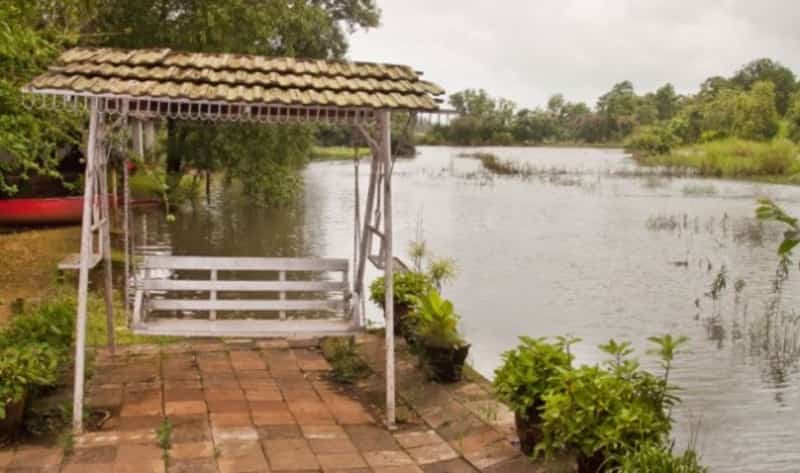 Cottages at Kolad, where you can spend the night