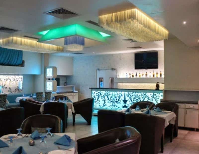 Fionaa Lounge And Restaurant