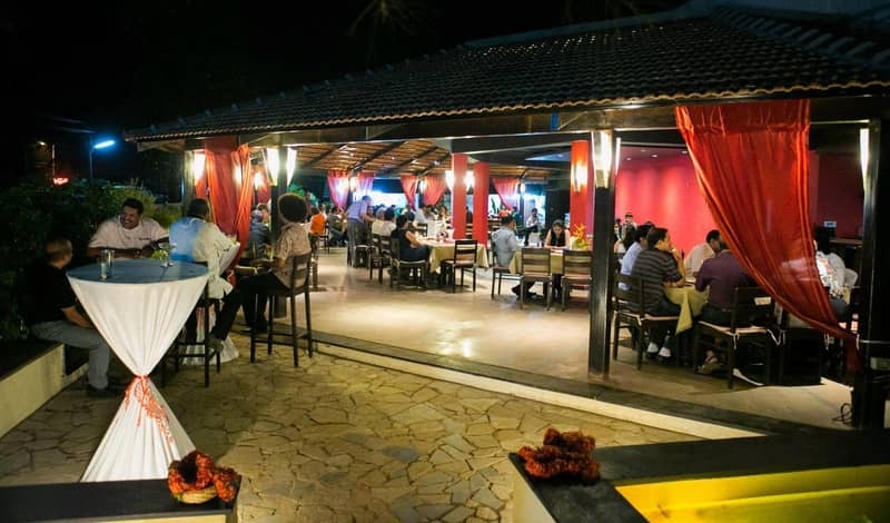 Firefly Goan Bistro Bar | pubs in south goa