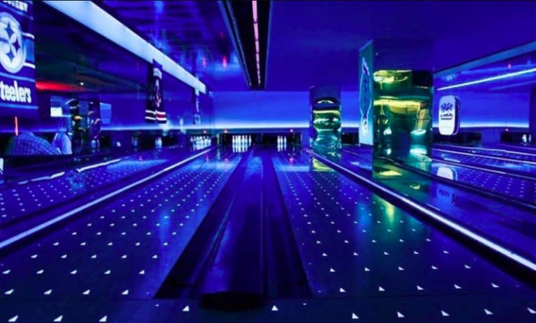 The Bowling Alley At Rush Sports Bar 768x463 
