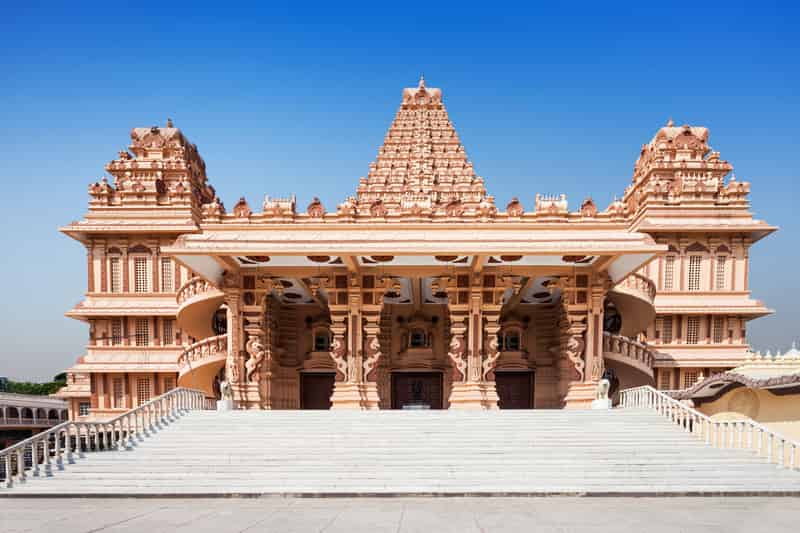 The outstanding Chhatarpur Temple
