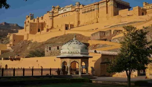 10 of the Grandest Palaces to Visit in Jaipur