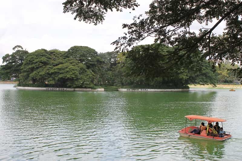 Boating on the Ulsoor Lake is a fun family activity in Bangalore