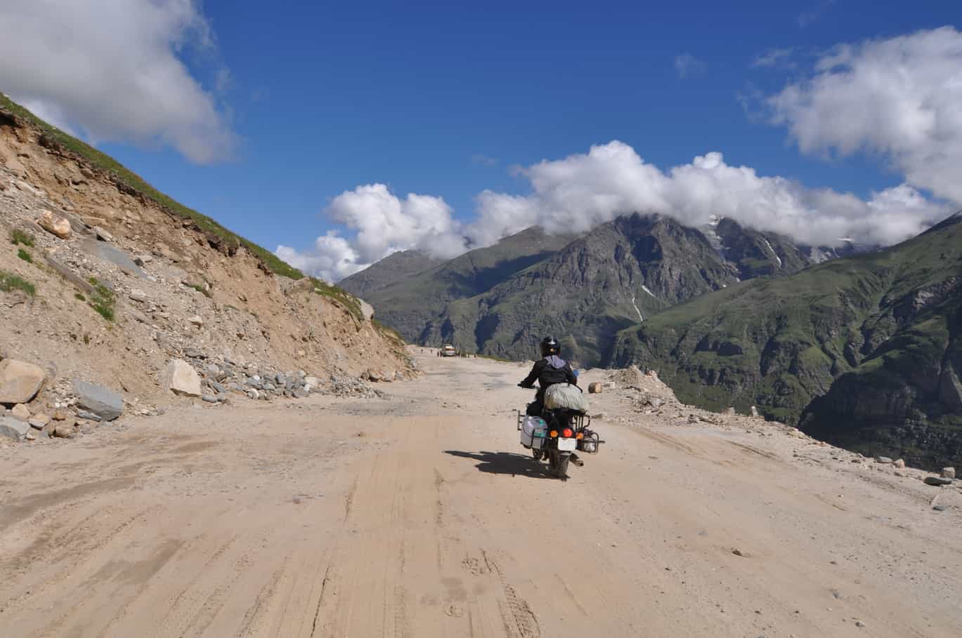 Srinagar to Leh Solo Bike Trip Guide