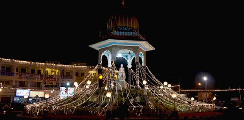 Statue Circle | things to do in jaipur at night