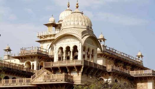 Forts, Havelis, Ghevar & More: All That Jaipur is Famous For
