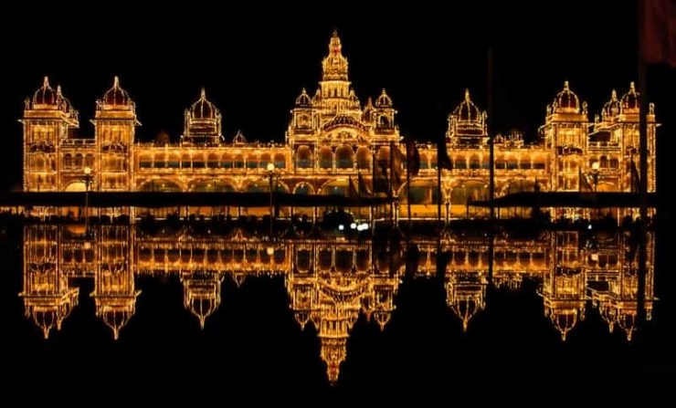 13 Tourist Places in Karnataka, Best Places to Visit in Karnataka