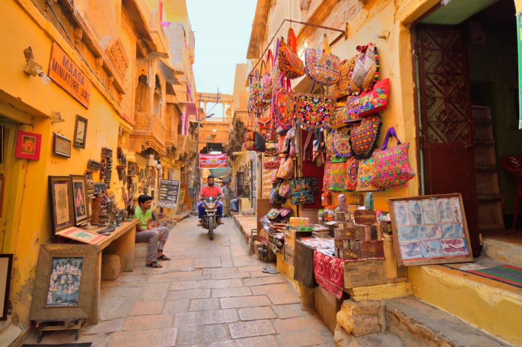 Market in Jaisalmer [Pic source Lonely Planet]