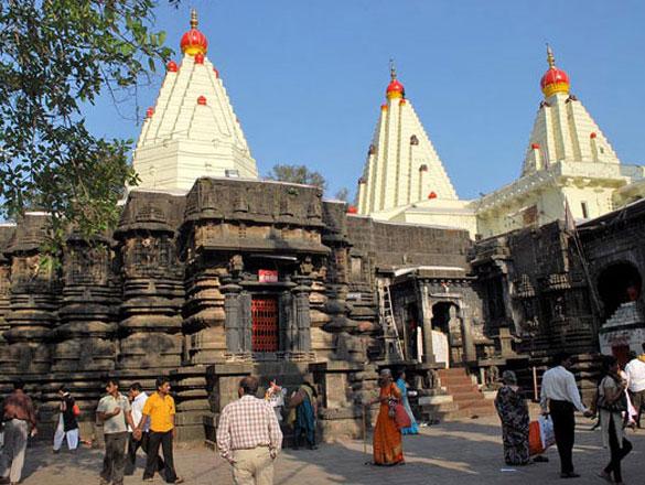 Shri Mahalakshmi Temple, Kolhapur - places to visit in Kolhapur