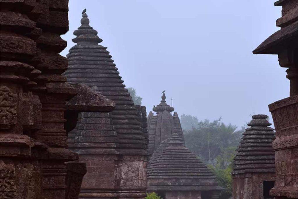 The hill stations in Madhya Pradesh also include temples of Amarkantak.