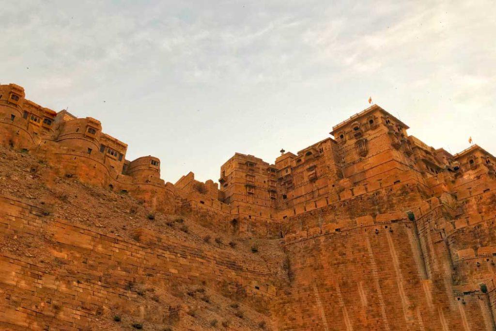 Visiting Jaisalmer Fort is one of the best things to do in Jaisalmer. 