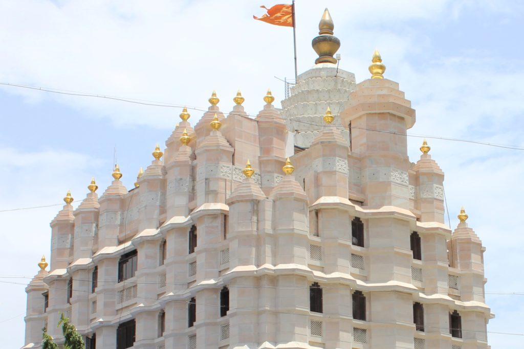 Siddhivinayak  Temple, Mumbai is one of the best temples to visit on Gaesh Chaturthi 2022.