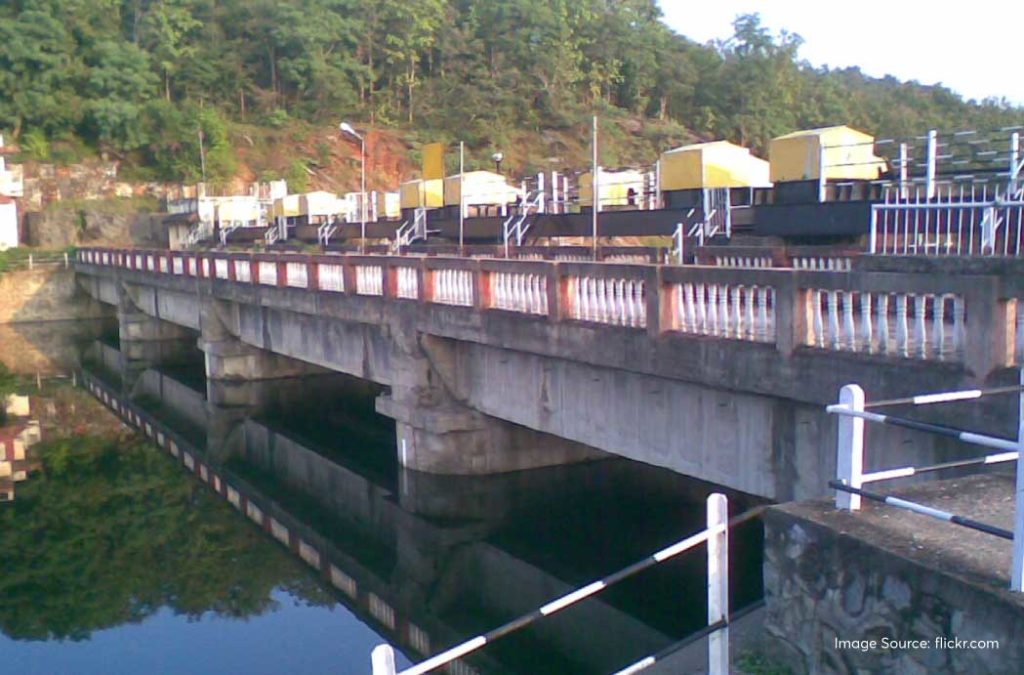 Explore the beautiful dam at Khekranala during places to visit near Nagpur.