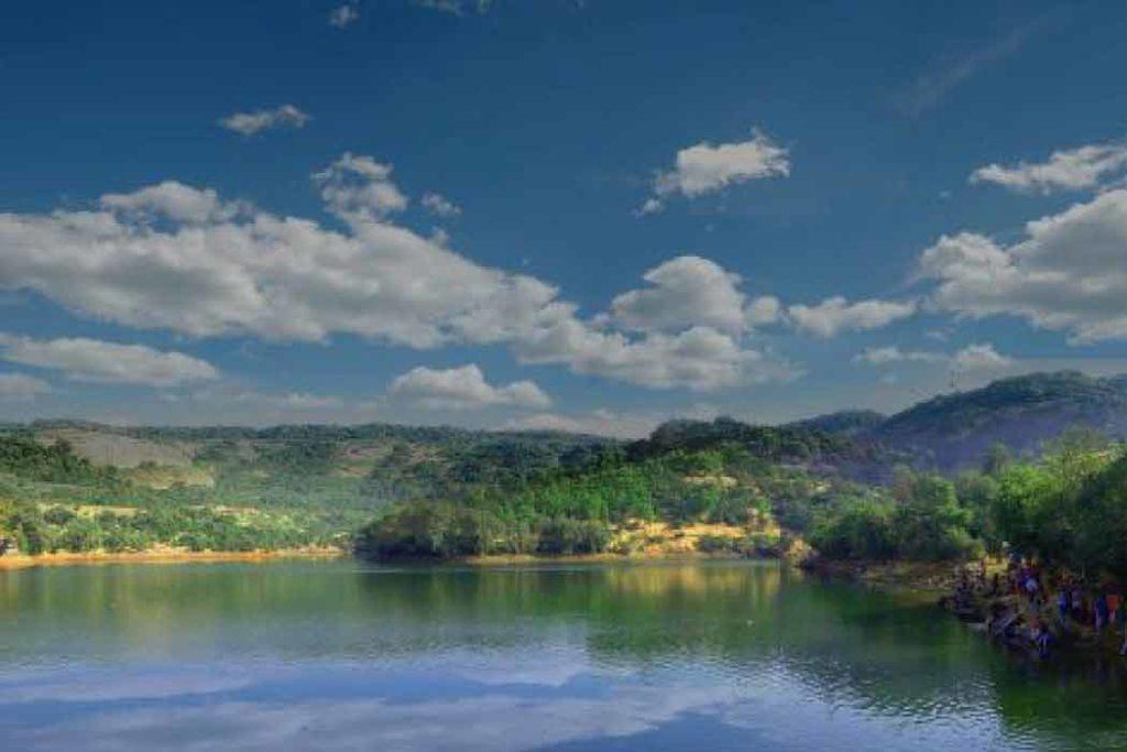 Pawna Lake is one of the best places to visit in Lonavala. 