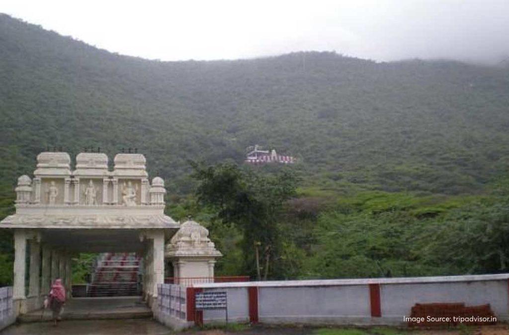 The trek experience at Anubhavi Subramani Temple is one of the best.