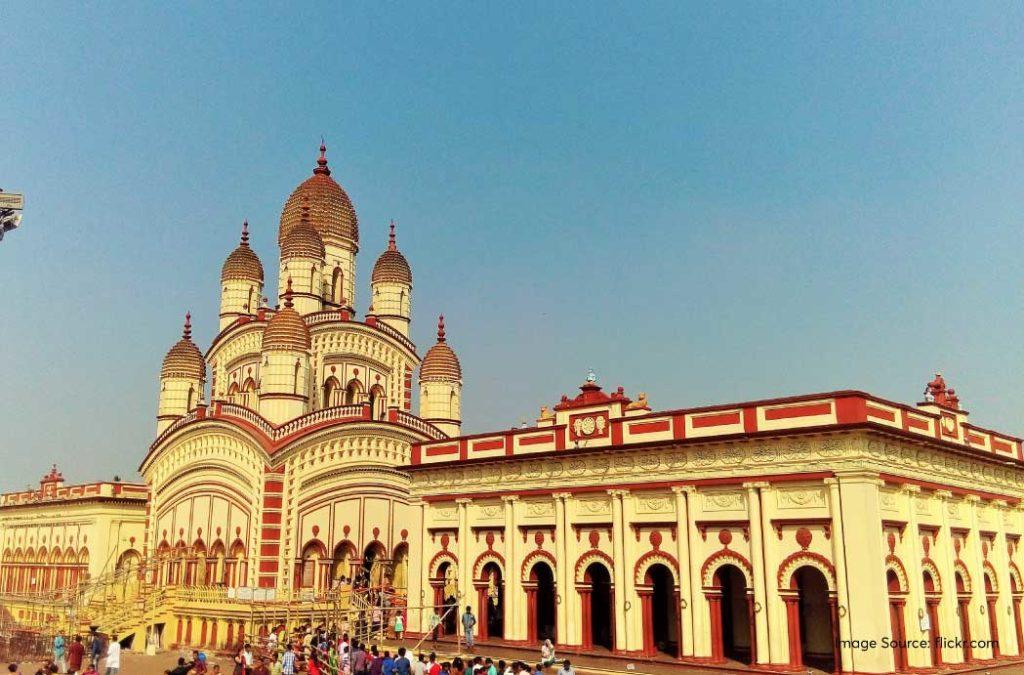 Situated in Kolkata, Dakshineswari Kali Mandir is one of the popular temples to visit in Navratri 2022. 