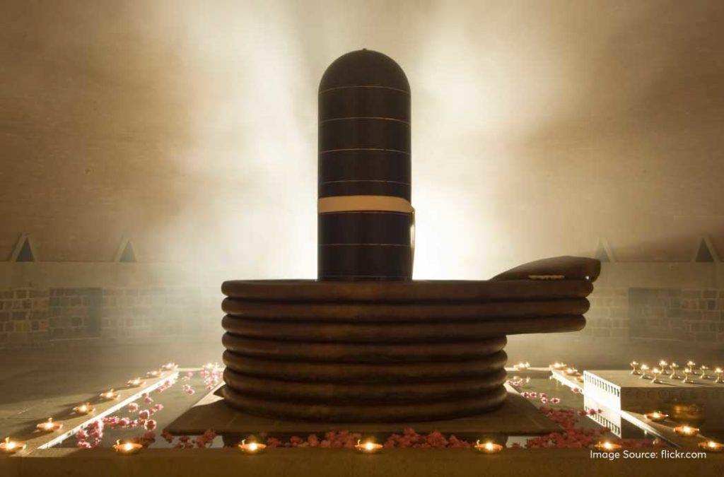 Visit Dhyanalinga for a meditative session.