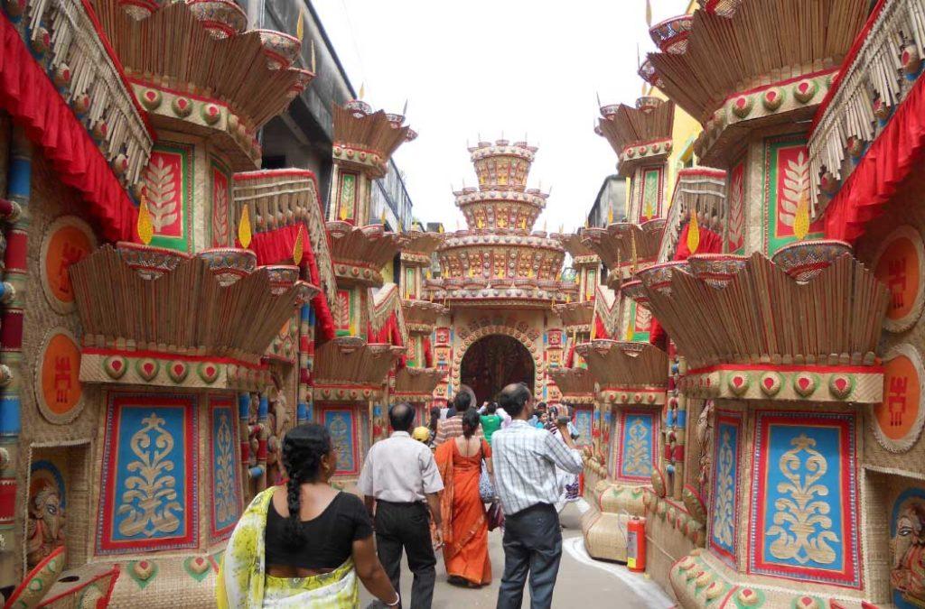 Pandal hopping on Durga Puja 