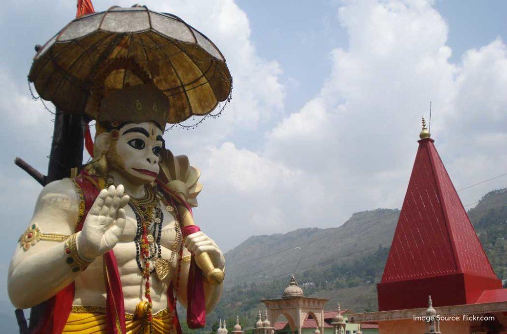 Hanuman Garhi is one of the best places to visit in Bhimtal