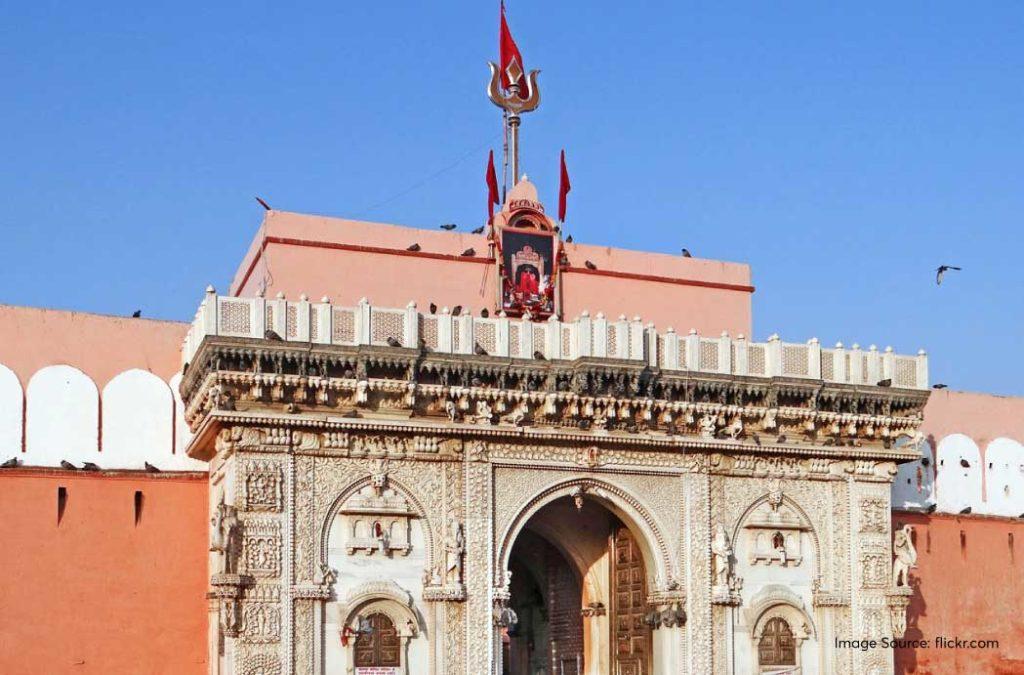 Karni Mata Temple is one of the beautiful temples to visit in Navratri 2022. 