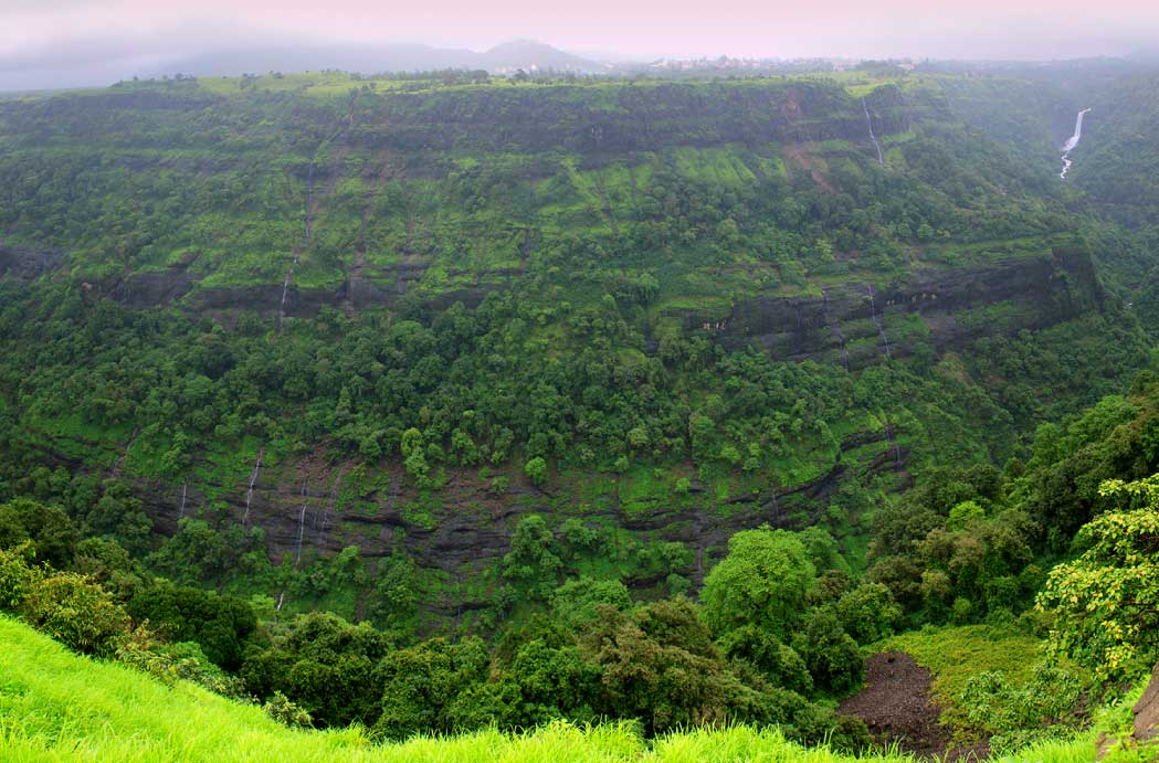 15 Best Things to Do in Lonavala