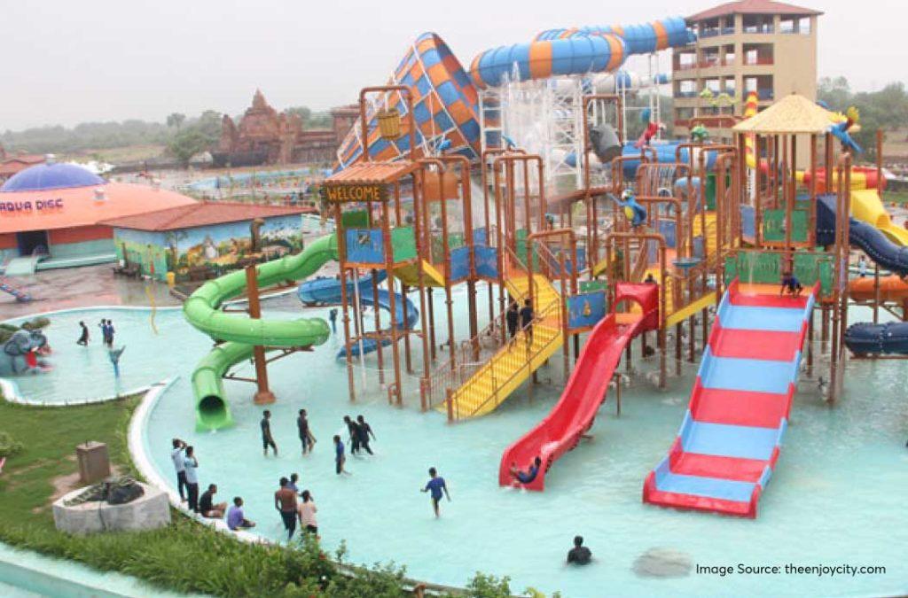 A stimulating time is promised at this water park in Vadodara called The Enjoy City.